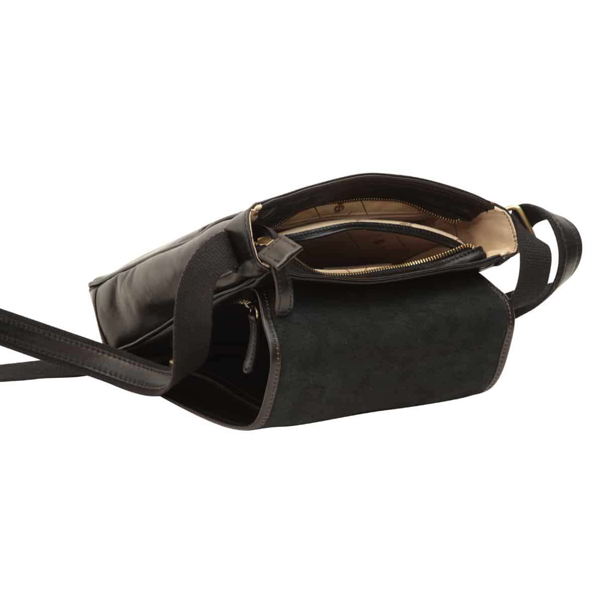 Medium leather bag with double magnetic closure - Black-1