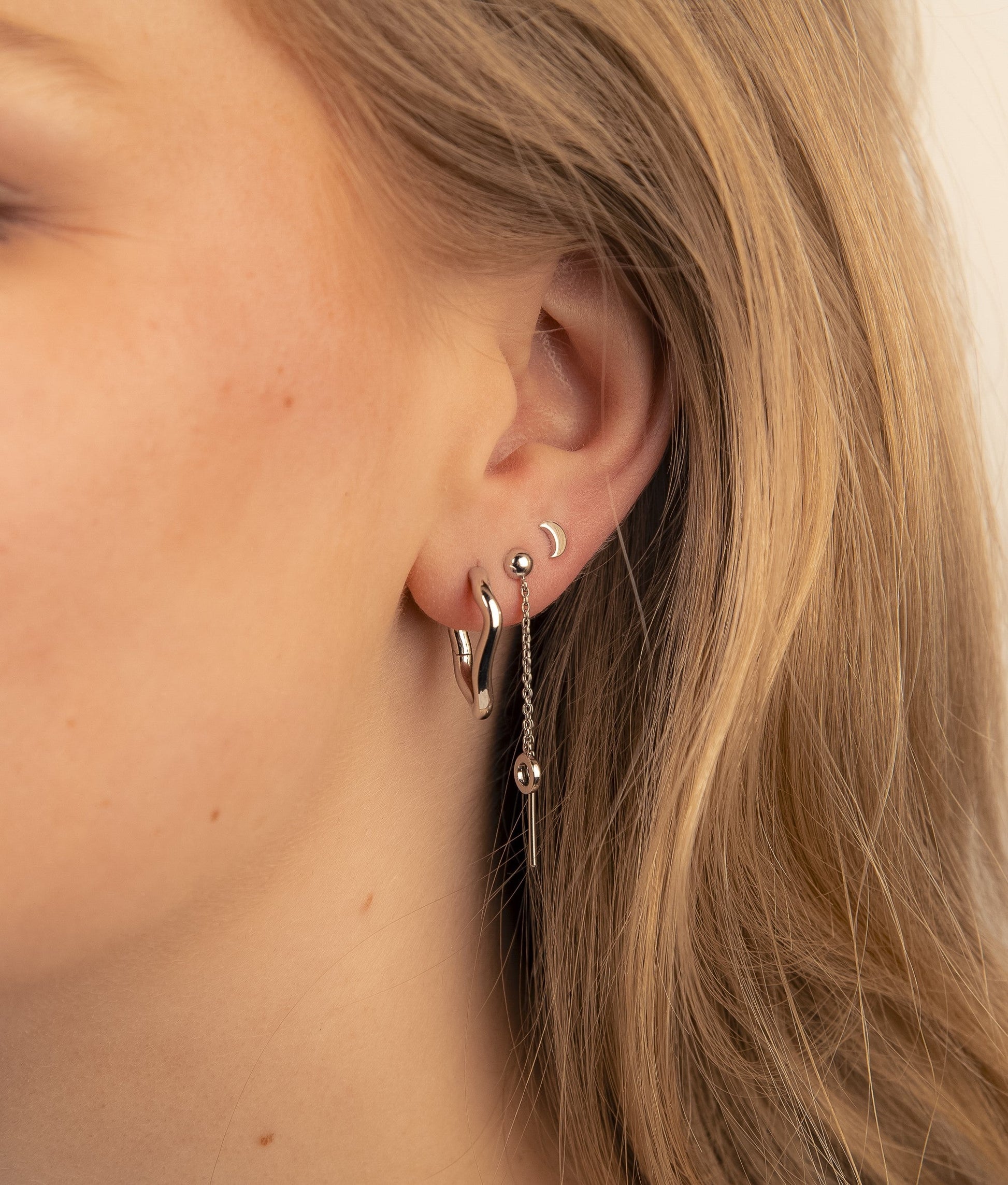 Oorhangers met circel en staafje aan ketting Zilver JE040S-1