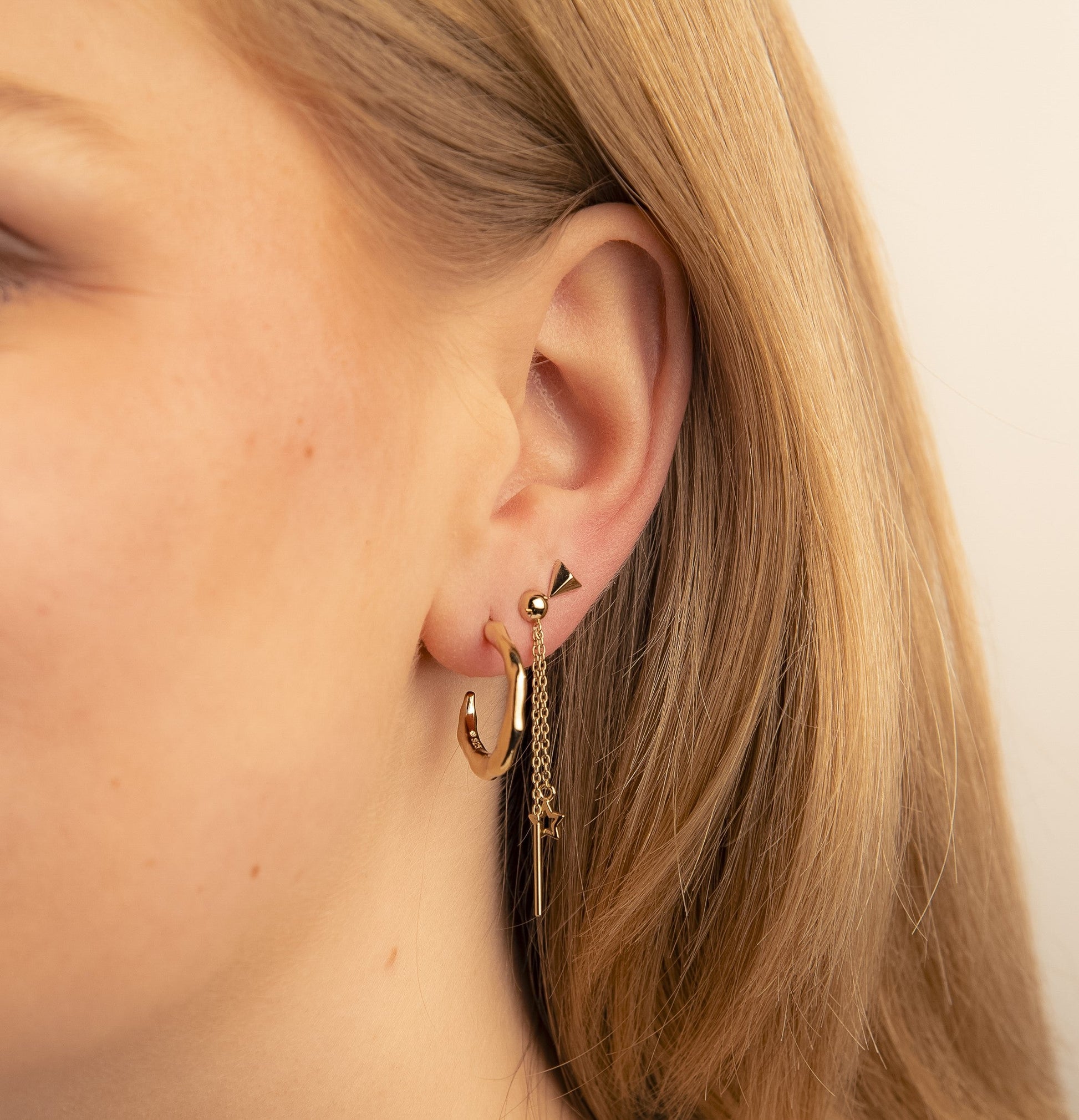 Jwls4u Oorringen Hoops Goudkleur JE044G-1