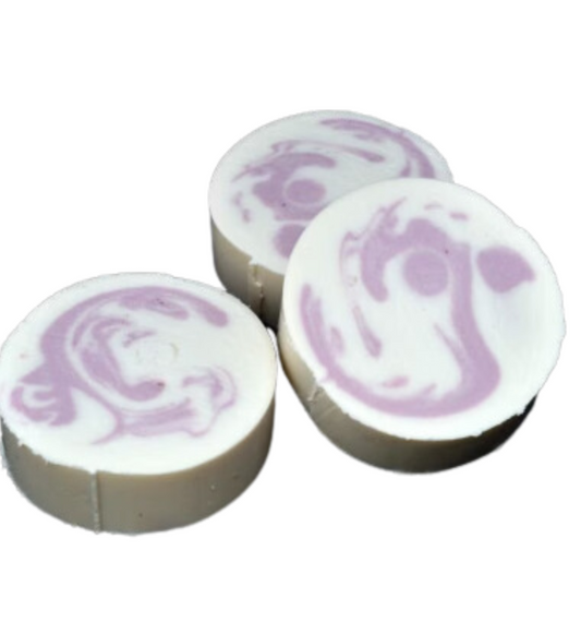 Handmade Cold Process Shampoo Bar in Raspberry Fizz with Panthenol in a Travel Tin/Refillable Bar-0