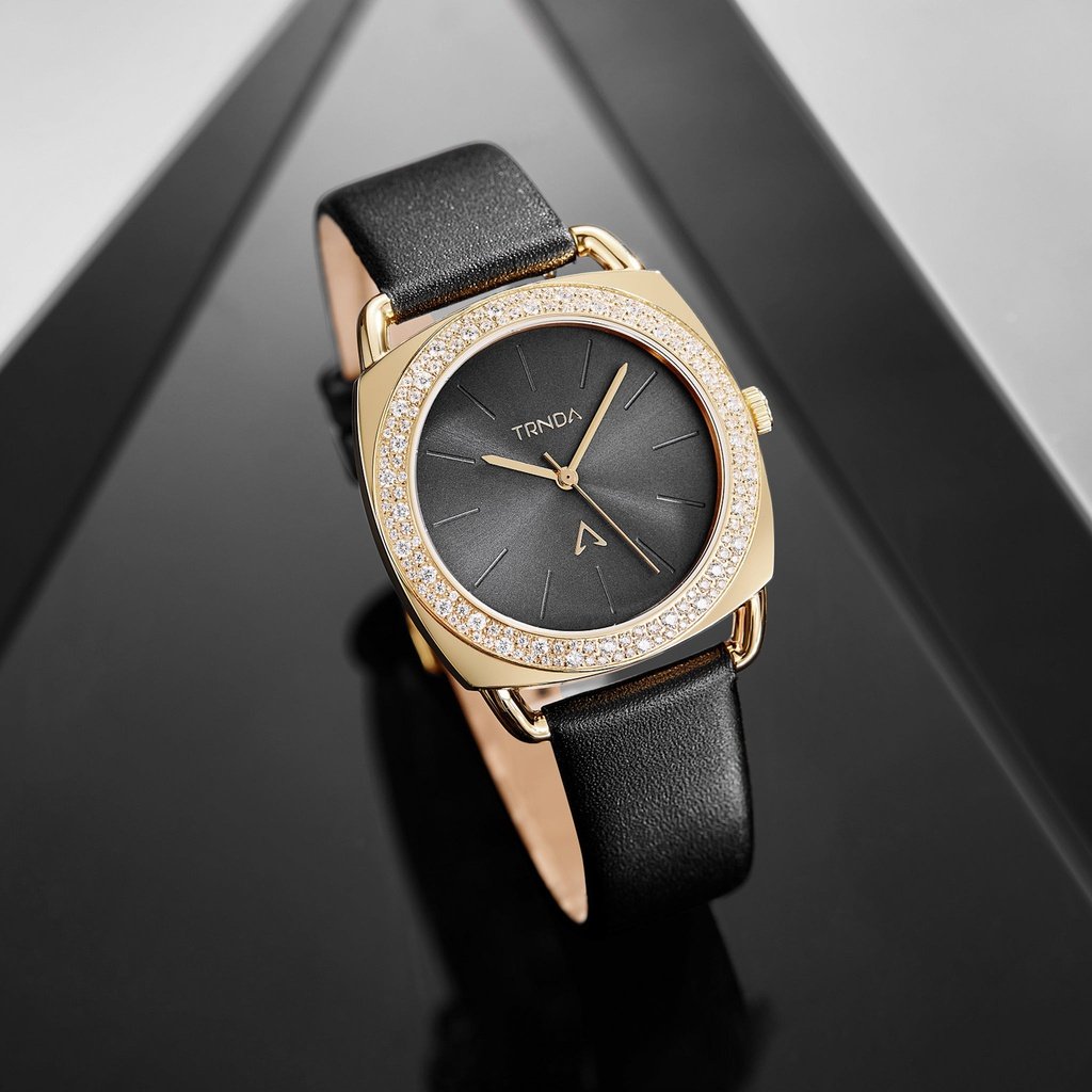TRNDA Women's Gold Stainless Steel Watch, Black Dial | TRD-35B-4
